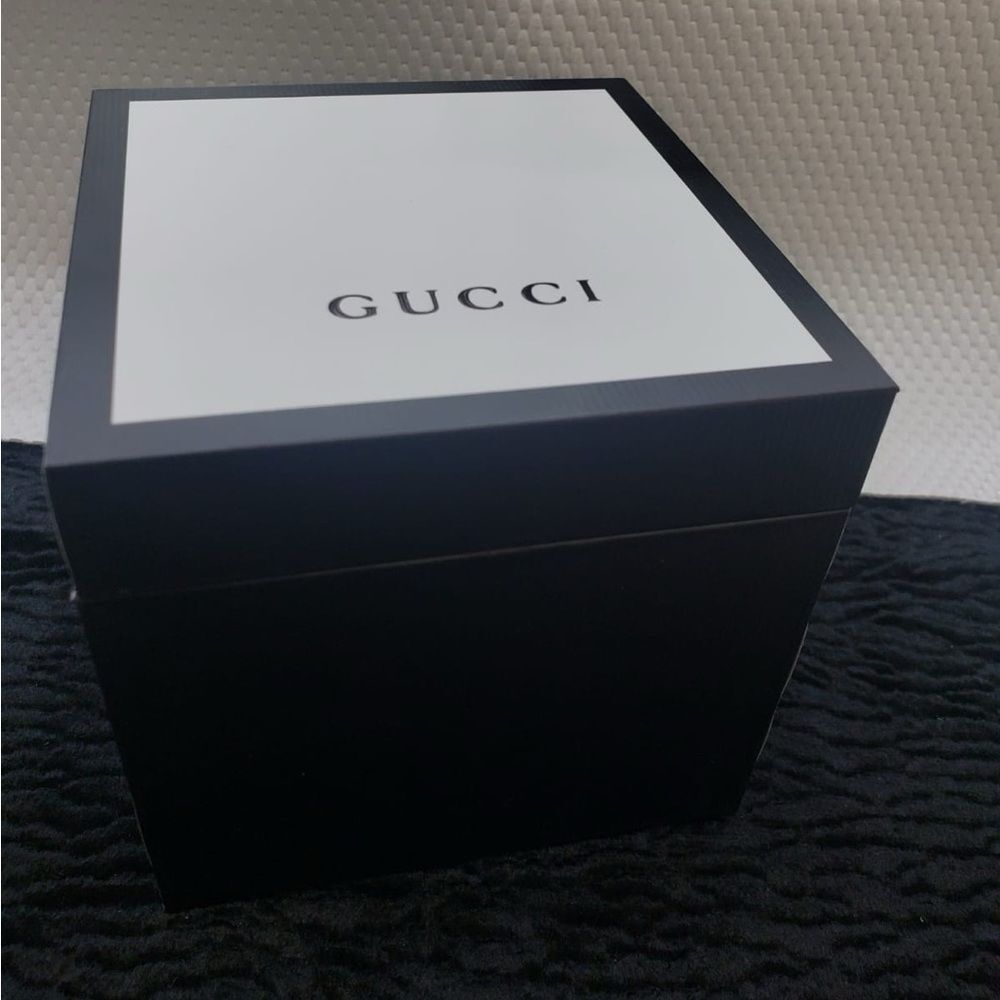 New Gucci Watch Box - Picture 2 of 5